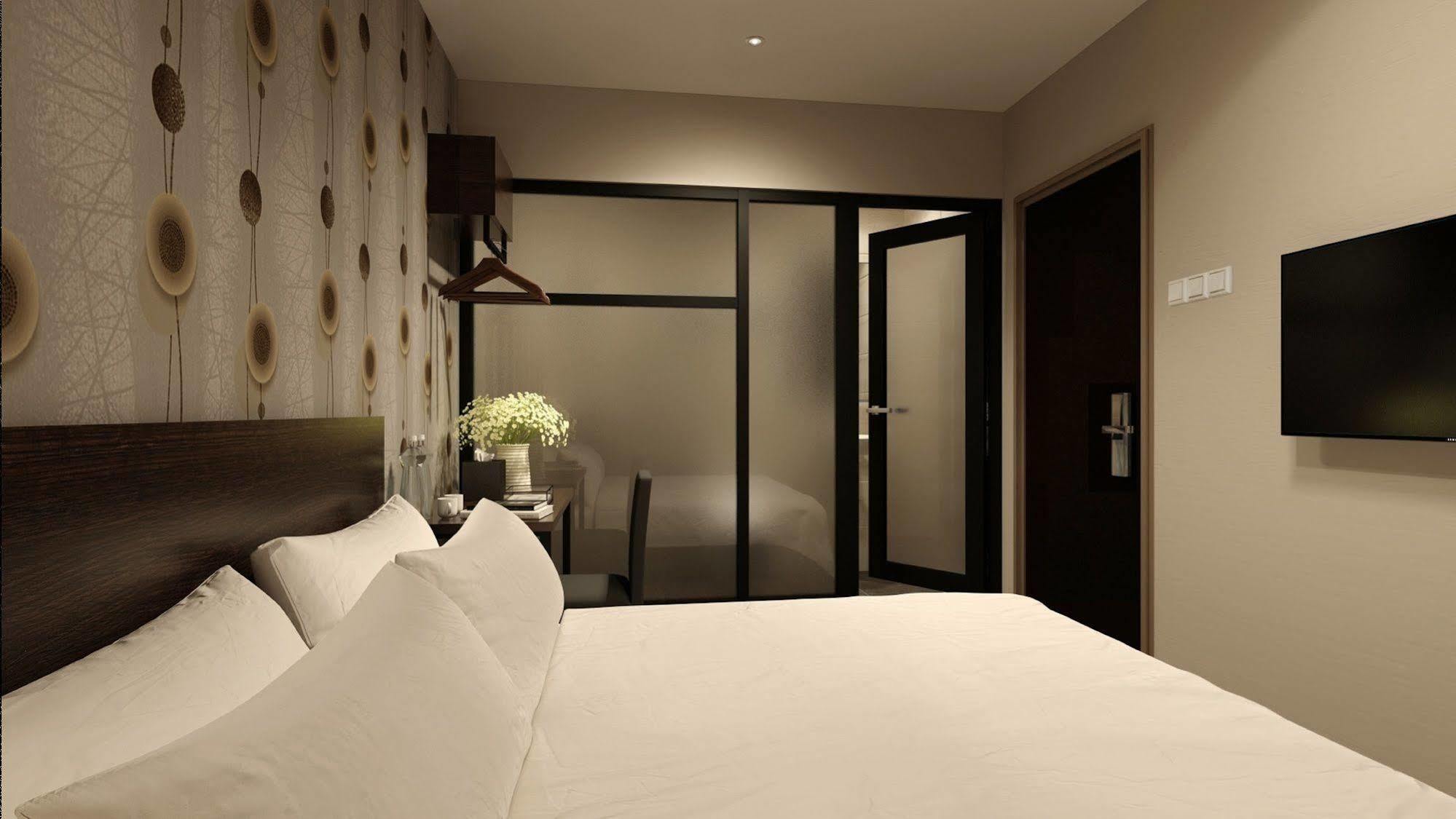 The Square Hotel Скудай Екстер'єр фото