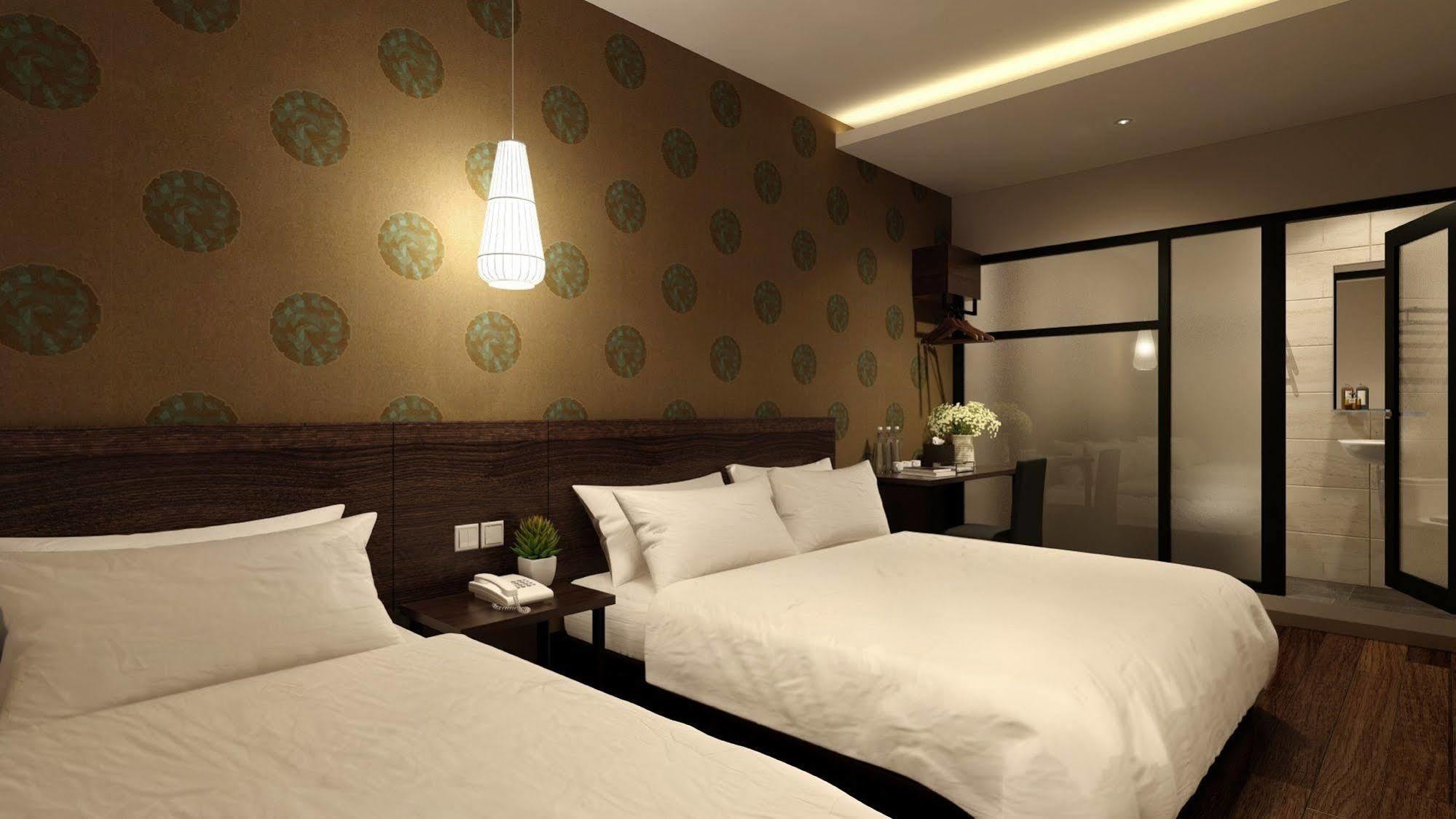 The Square Hotel Скудай Екстер'єр фото